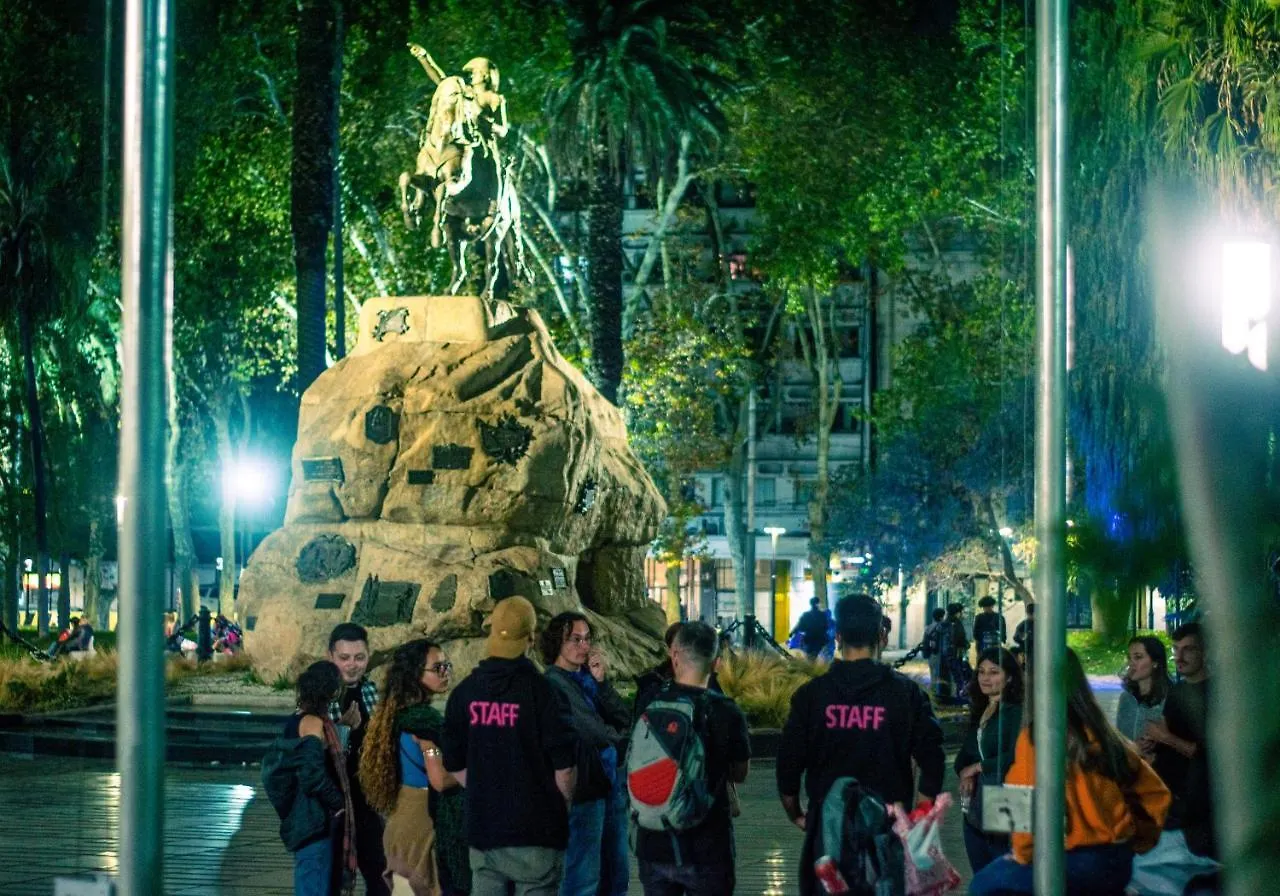 מנדוזה Fuxia House Hostel