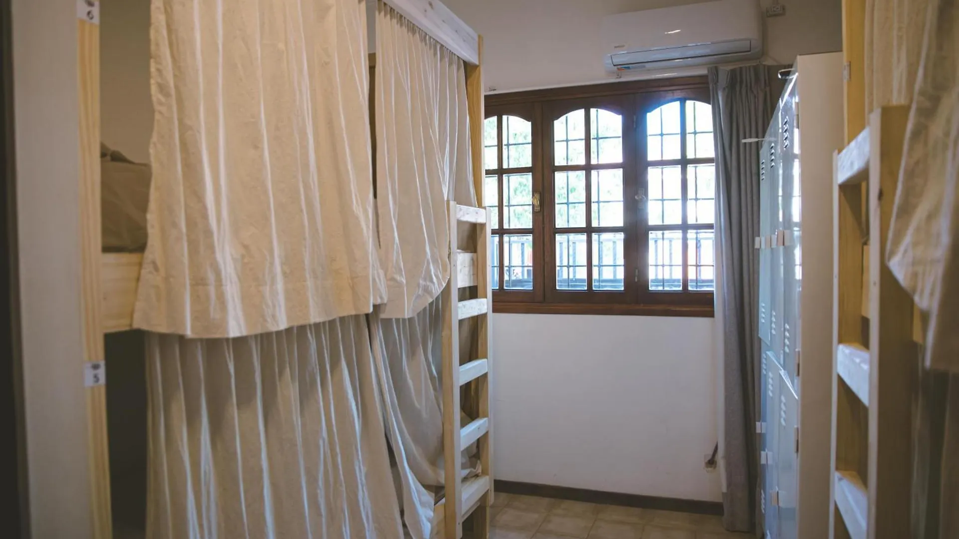 מנדוזה Fuxia House Hostel ארגנטינה